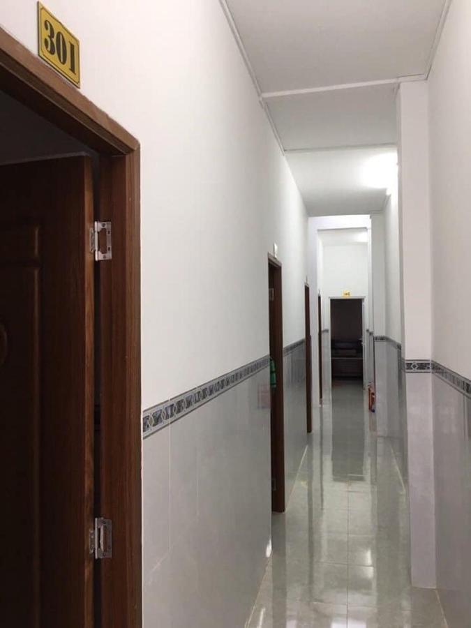 فندق Nha Nghi Hoang Huan Long Xuyên المظهر الخارجي الصورة